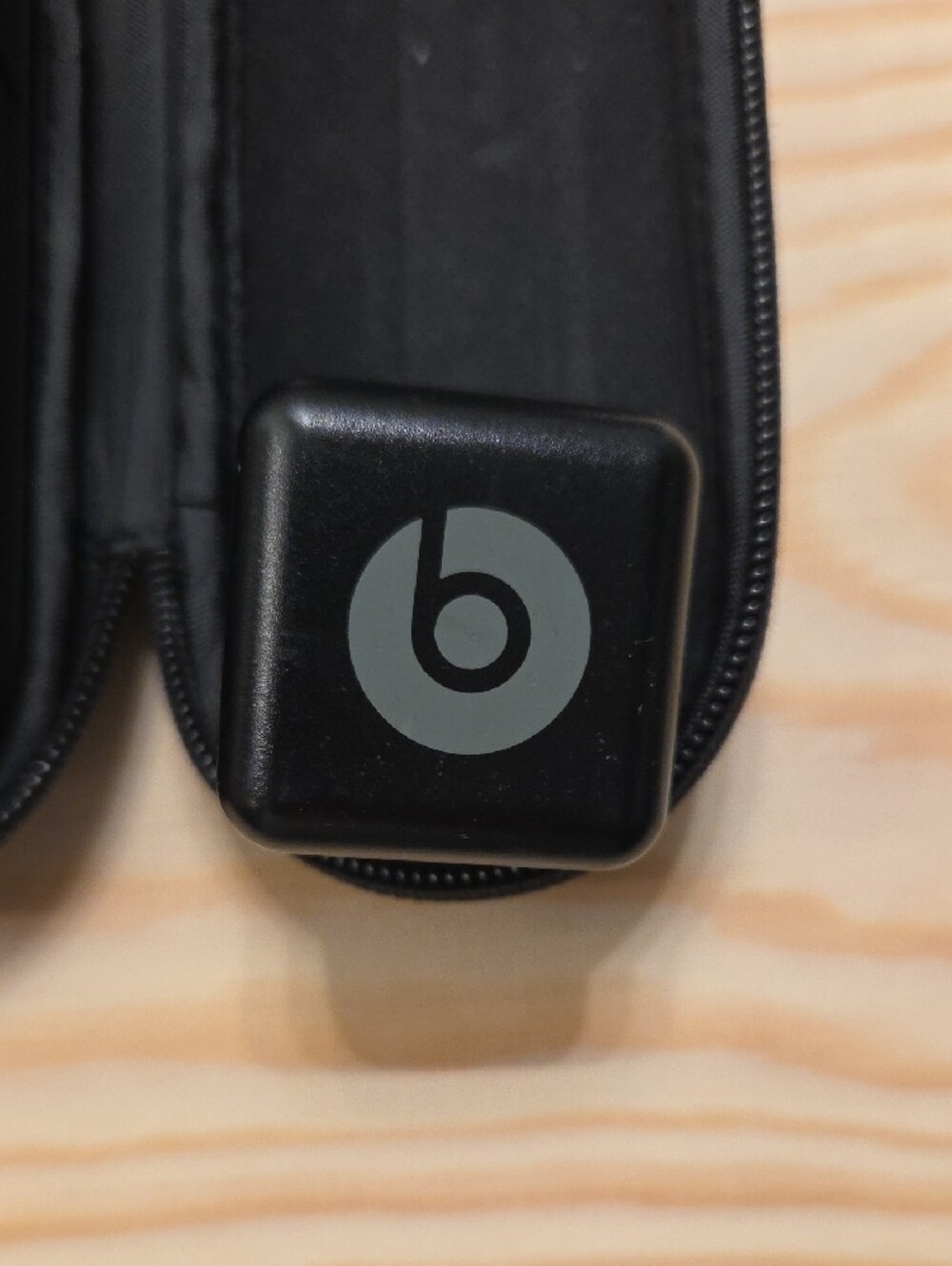 Beats by Dre - Beats Pill - Portable Bluetooth Speaker (1st Gen) - Picture 8 of 8